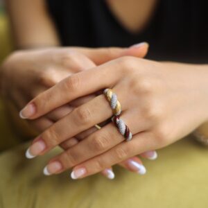 Twist Ring