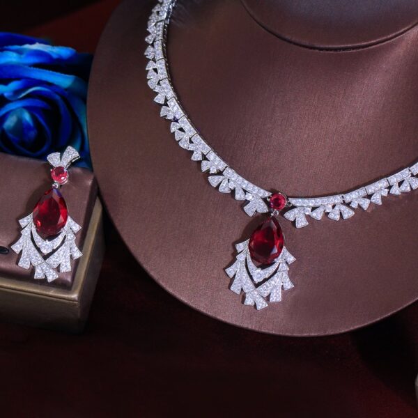 Elegance - Image 3
