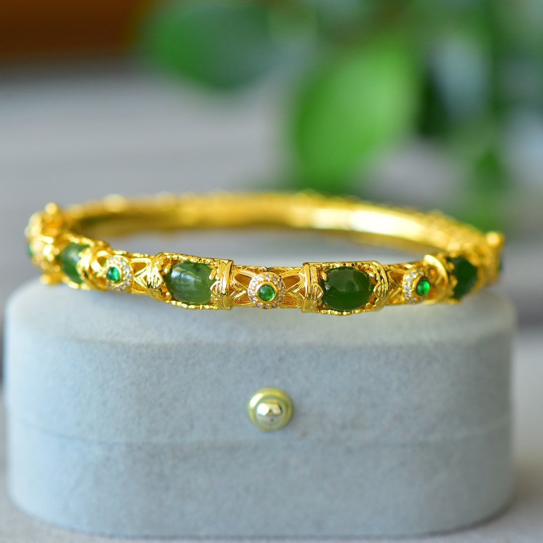 Emerald Grace Bracelet