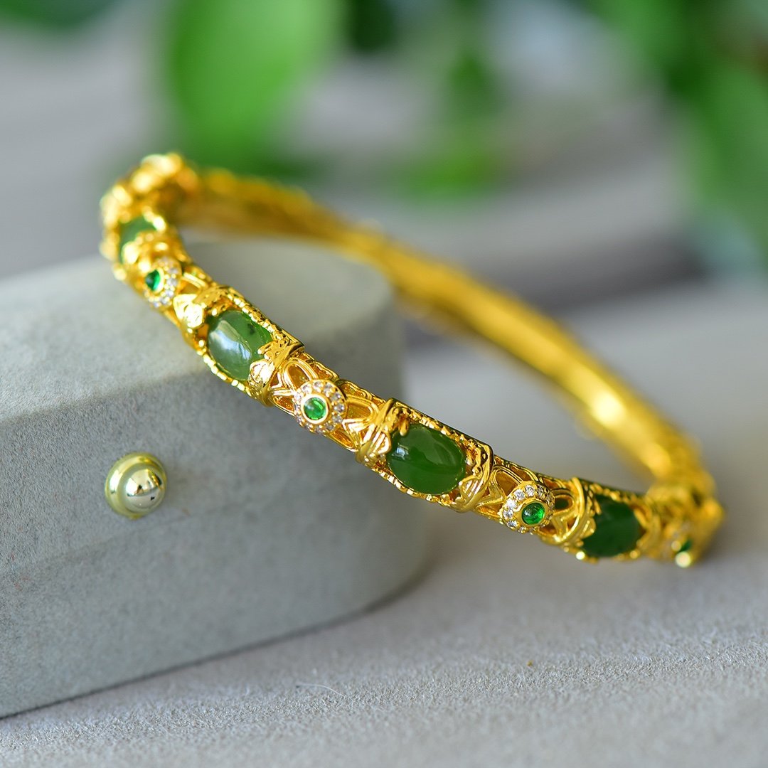 Emerald Grace Bracelet - Image 3