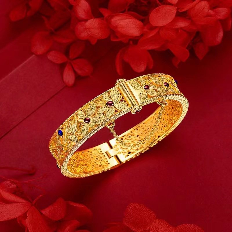Regal Arabesque Bangle - Image 3