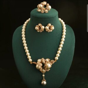 Aurelia Pearl Set