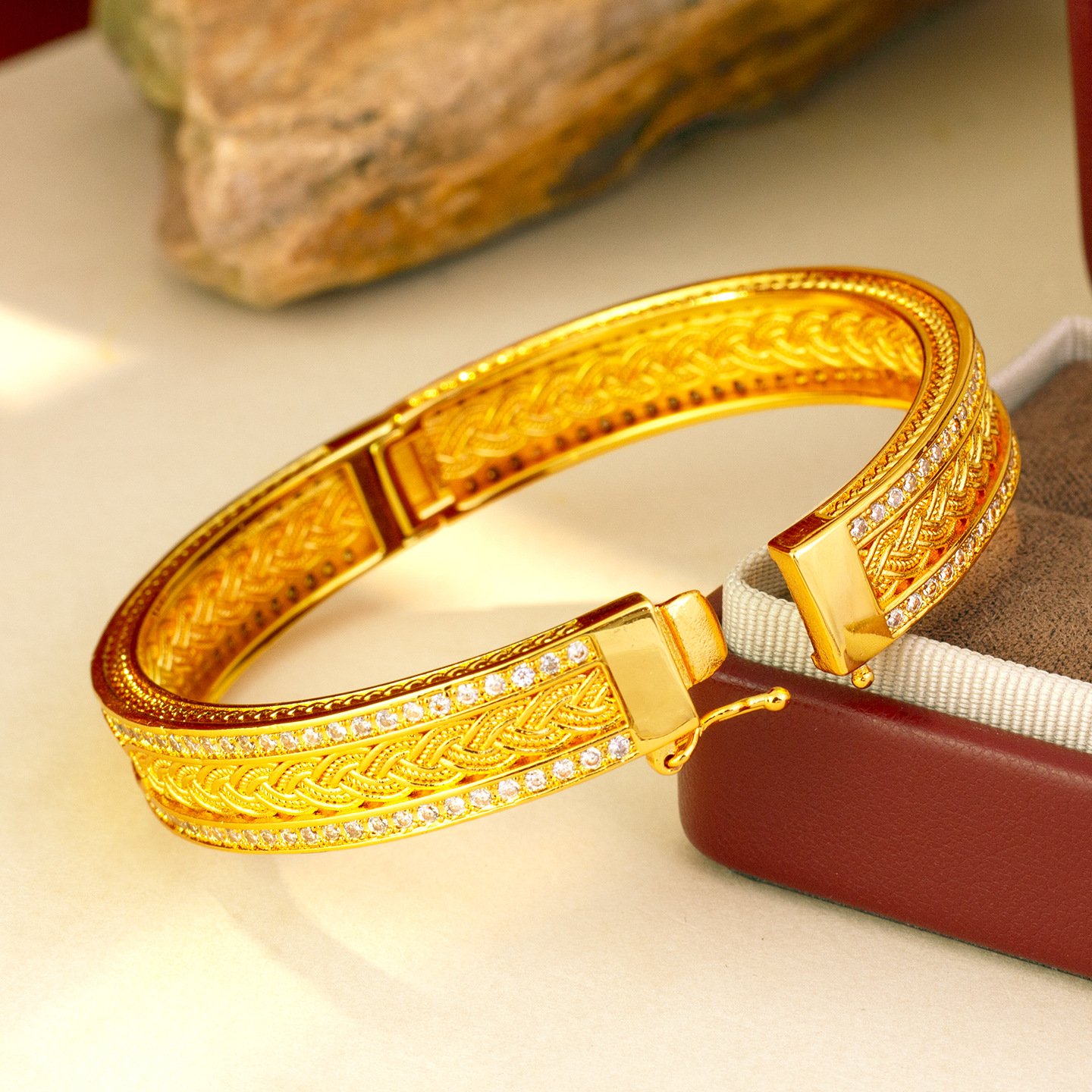 Heritage Luxe - Image 2